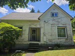 Before & After House Painting in Kelso, WA (1)