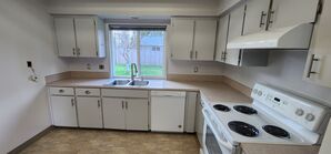 Kitchen Cabinet Painting in Portland, OR (4)