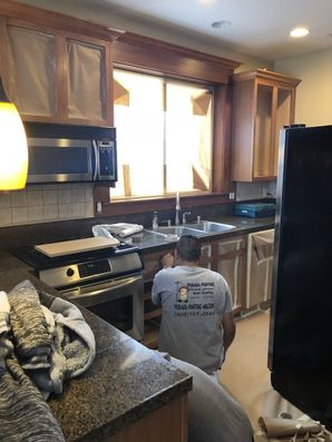 Before & After Cabinet Painting in Vancouver, WA (1)