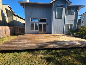 Before & After Deck Staining in Portland, OR (3)